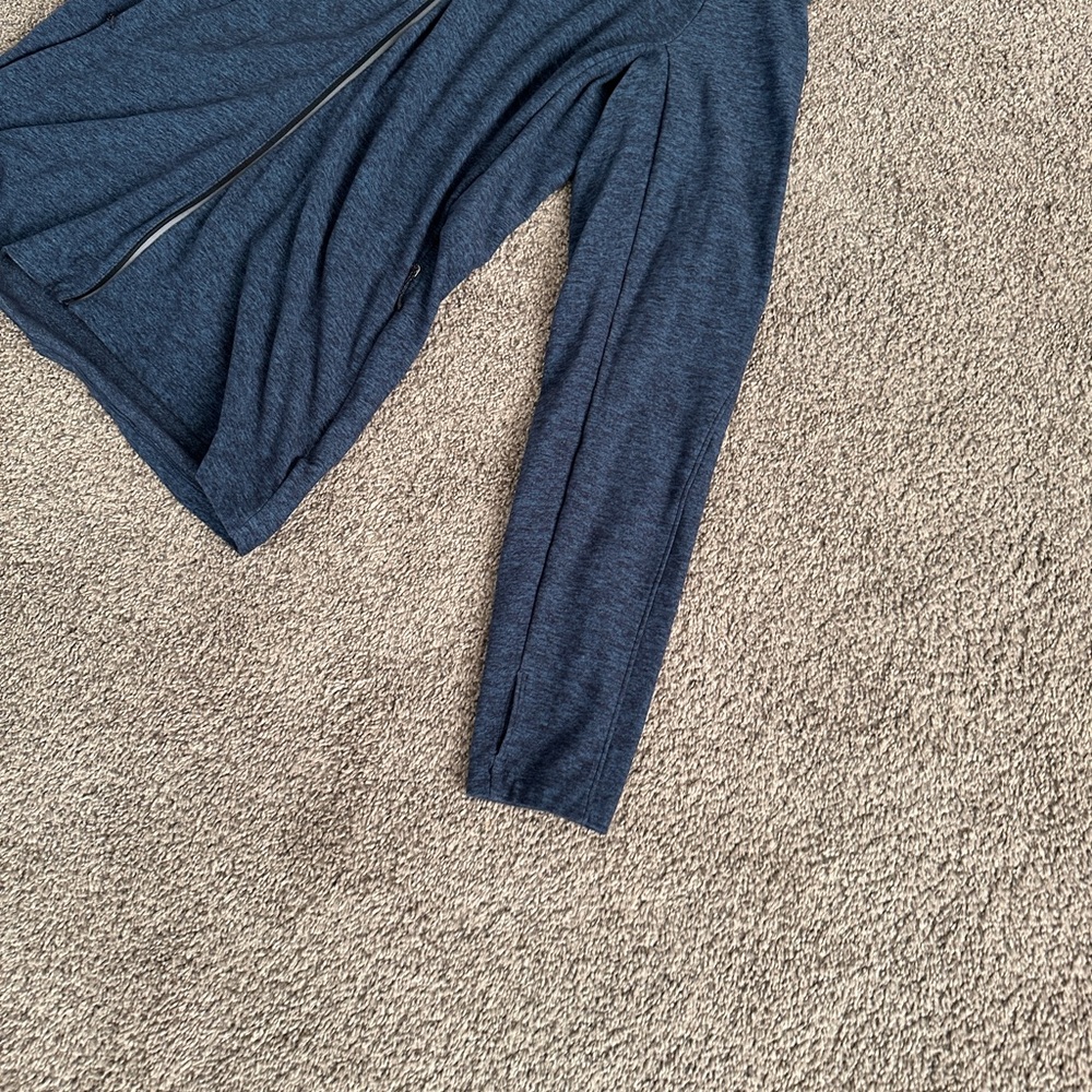 Lululemon Running Jacket - Picture 4 of 5